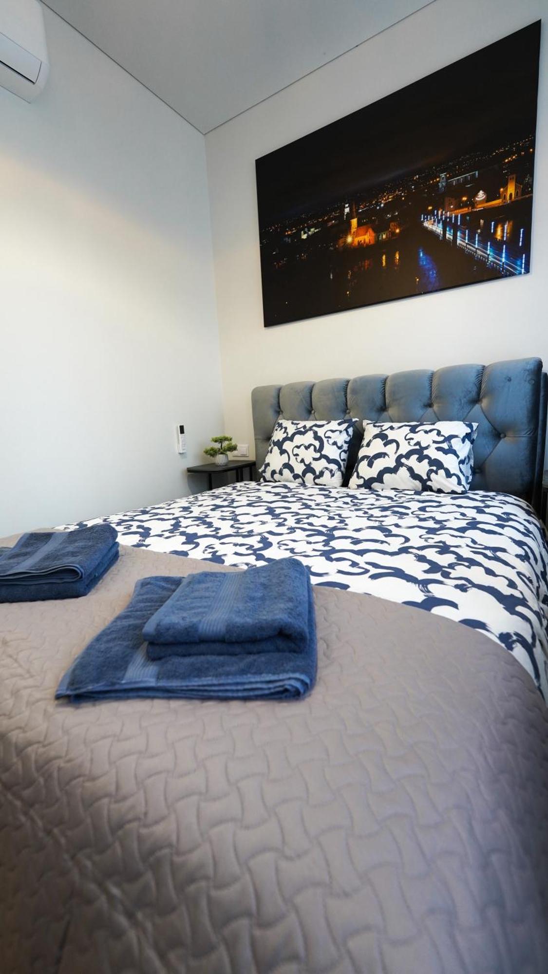 קובנה Amber Light Self-Check-In Apartments חדר תמונה